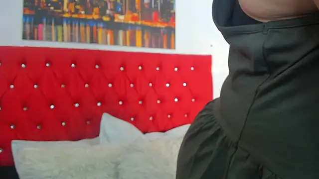 carolinacrus01 online show from 02-08-26, 04:10