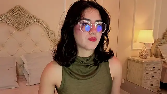 LiLLiAnderson online show from 01-11-26, 11:48