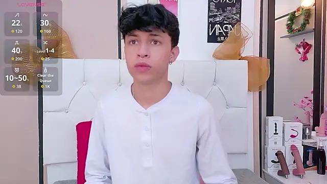 Axel  Evans online show from 01-12-26, 01:49