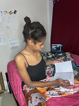 Snapshot of Soniala chatting on 11-23-25, 03:39 Soniala online show from 11-23-25, 03:39