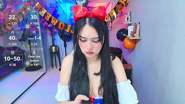 Adriana miller online show from 10-31-25, 12:06