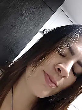 ImSophieFox online show from 02-03-26, 06:22