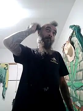 Snapshot of Zk1980 chatting on 11-03-25, 07:48 Zk1980 online show from 11-03-25, 07:48