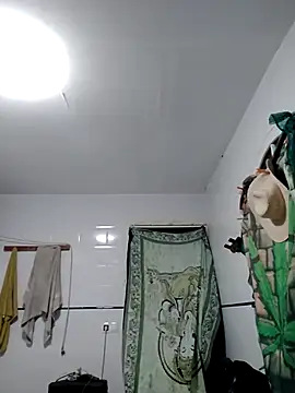 Snapshot of Zk1980 chatting on 12-02-25, 10:16 Zk1980 online show from 12-02-25, 10:16