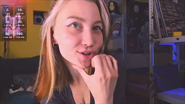 Nicole matt online show from 10-16-25, 02:34