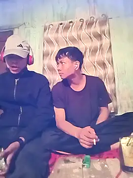 Snapshot of zebba12 chatting on 11-09-25, 03:10 zebba12 online show from 11-09-25, 03:10