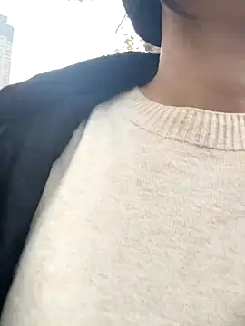 Snapshot of xinmeng-000 chatting on 11-08-25, 06:46 xinmeng-000 online show from 11-08-25, 06:46