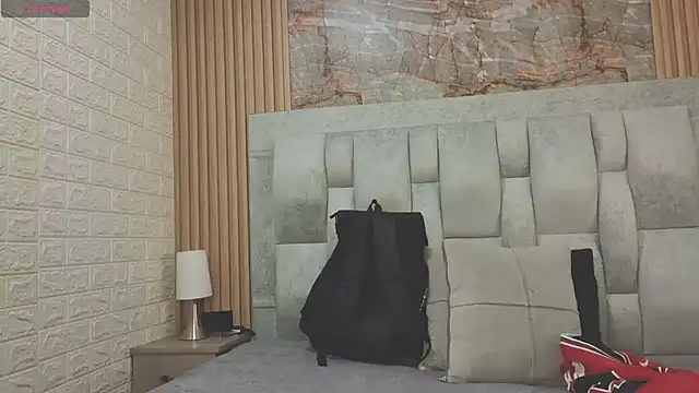 Snapshot of pipedark_ chatting on 10-10-25, 02:21 pipedark online show from 10-10-25, 02:21