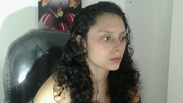 Lily Jone7 online show from 09-30-25, 08:03