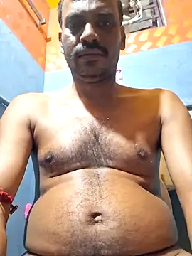 Snapshot of cutecouple1983 chatting on 11-29-25, 11:02 cutecouple1983 online show from 11-29-25, 11:02