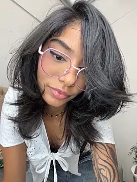 Snapshot of TweetiePieXXX chatting on 02-23-26, 09:12 TweetiePieXXX online show from 02-23-26, 09:12