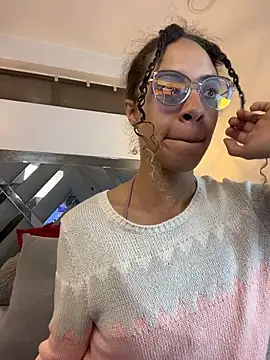 Hanna Cornee  online show from 11-12-25, 01:33