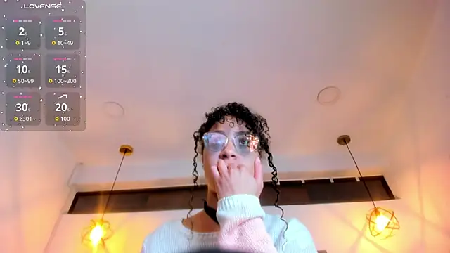 Hanna Cornee  online show from 02-26-26, 12:26