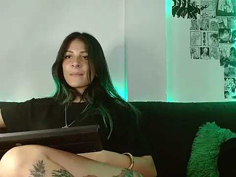 Chloe paytone online show from 10-05-25, 01:15