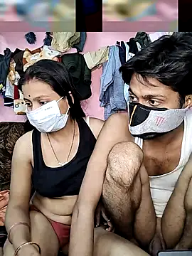 Snapshot of SweetnessSugar chatting on 11-15-25, 06:37 SweetnessSugar online show from 11-15-25, 06:37