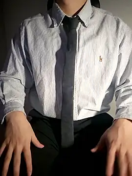 Snapshot of 111owo111 chatting on 10-31-25, 01:12 111owo111 online show from 10-31-25, 01:12