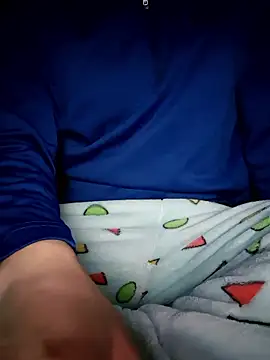 Snapshot of 111owo111 chatting on 11-08-25, 04:51 111owo111 online show from 11-08-25, 04:51