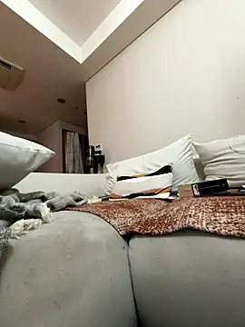 Snapshot of hevesim chatting on 10-23-25, 10:08 hevesim online show from 10-23-25, 10:08