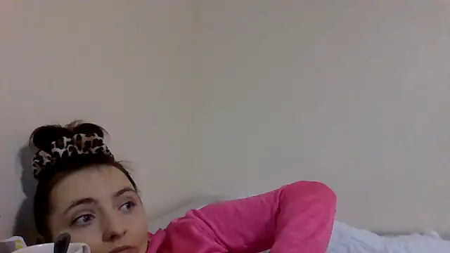 DInaraXRose online show from 01-14-26, 12:00