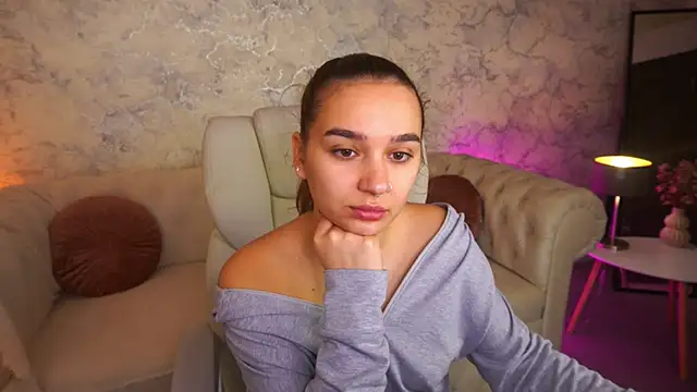 UrMuseOn online show from 11-18-25, 07:35