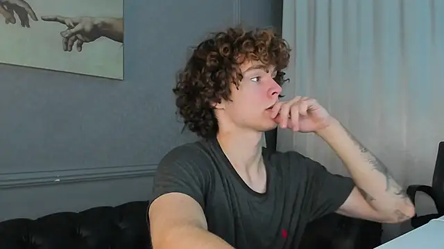 Snapshot of Tommy_Jamm chatting on 11-17-25, 03:07 Tommy Jamm online show from 11-17-25, 03:07