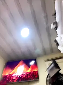 Vliacoooper2 online show from 11-16-25, 08:58