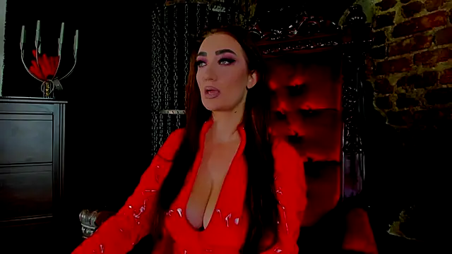 Snapshot of FinDomMya chatting on 11-19-25, 08:53 FinDomMya online show from 11-19-25, 08:53