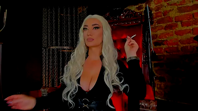 Snapshot of FinDomMya chatting on 11-21-25, 08:51 FinDomMya online show from 11-21-25, 08:51