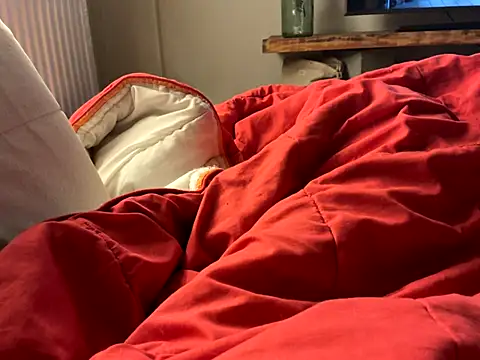 Snapshot of TALONSEXY chatting on 11-07-25, 09:15 TALONSEXY online show from 11-07-25, 09:15