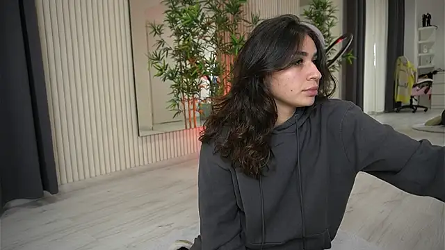 EmmaBlanco online show from 10-11-25, 07:34