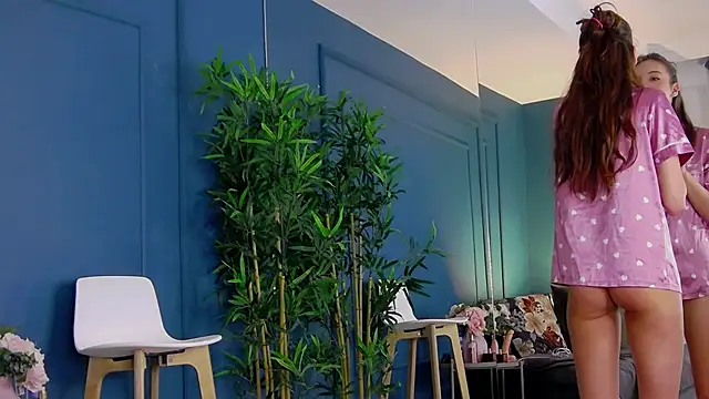 KimmDaviss online show from 01-13-26, 07:35