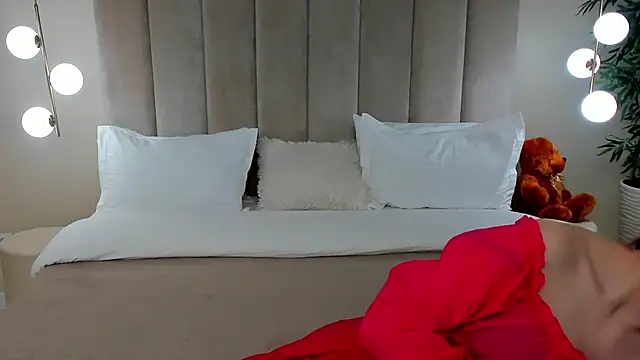 KiraHolli online show from 11-23-25, 03:06