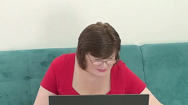 Sandra Sunrise online show from 11-20-25, 09:42