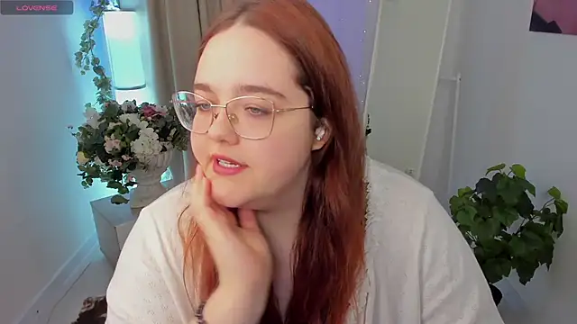 Snapshot of Neko_Moor chatting on 10-02-25, 09:22 Neko Moor online show from 10-02-25, 09:22