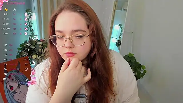 Snapshot of Neko_Moor chatting on 11-18-25, 08:35 Neko Moor online show from 11-18-25, 08:35