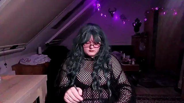 fetishistka k online show from 10-05-25, 03:32