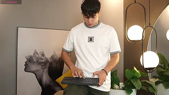 Ethan occonor online show from 10-21-25, 12:17