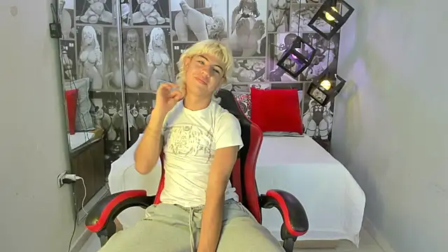 Snapshot of Enrrixxx_ chatting on 01-17-26, 12:37 Enrrixxx online show from 01-17-26, 12:37