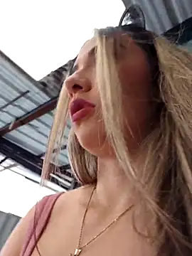 Snapshot of Natasanz chatting on 11-14-25, 08:51 Natasanz online show from 11-14-25, 08:51