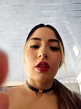 Snapshot of Natasanz chatting on 11-21-25, 08:51 Natasanz online show from 11-21-25, 08:51