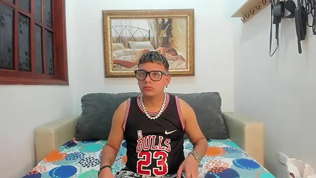 DavilANDkevin2 online show from 10-19-25, 02:45