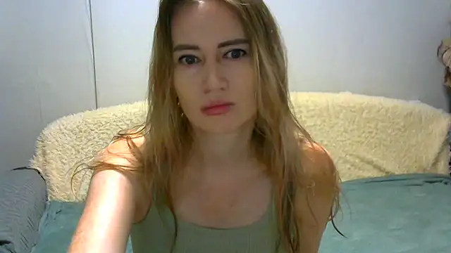 JessFoxxx online show from 09-17-25, 03:30