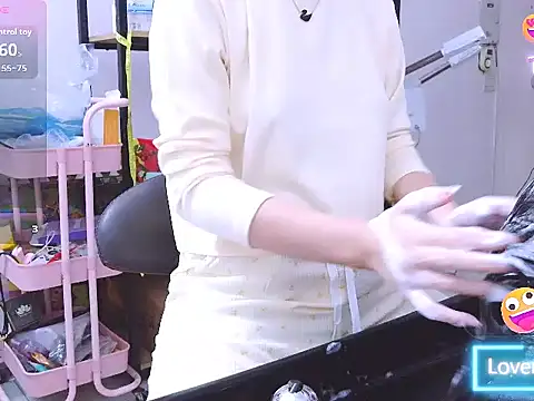 Snapshot of single-mom2x chatting on 11-05-25, 04:12 single-mom2x online show from 11-05-25, 04:12