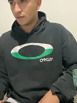 Snapshot of Tavinho067 chatting on 10-30-25, 04:36 Tavinho067 online show from 10-30-25, 04:36