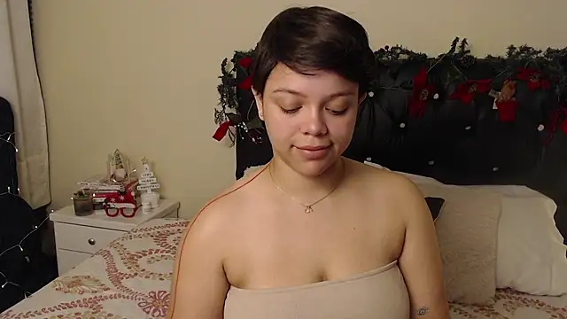 Amanda sweet online show from 12-14-24, 01:49