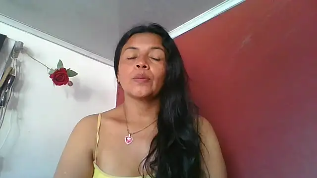 DianaOchoa  online show from 04-03-26, 02:37