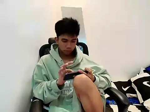 Ur pinoyhotbrix online show from 11-21-25, 05:33