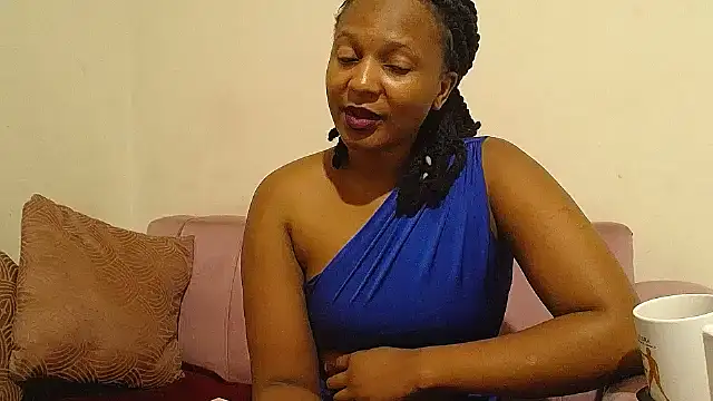 Snapshot of Goddessberry chatting on 11-21-25, 02:21 Goddessberry online show from 11-21-25, 02:21