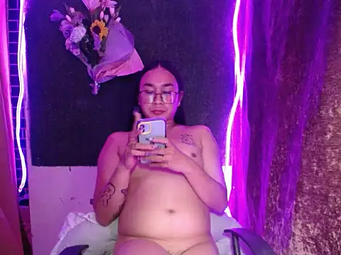 in yourdreamstarxx online show from 01-05-26, 05:27