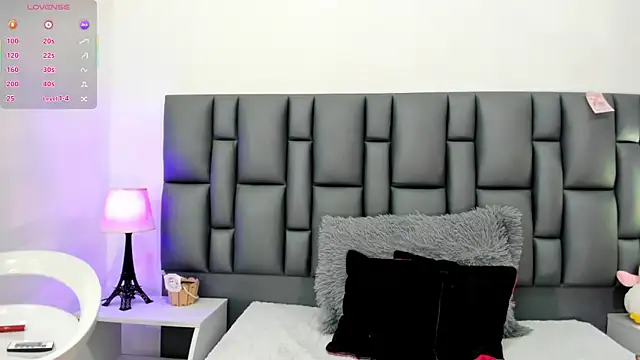 valeriasweet  online show from 11-09-25, 03:54